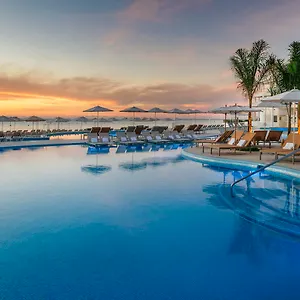 playacar-palace.allrivieramayahotels.com/